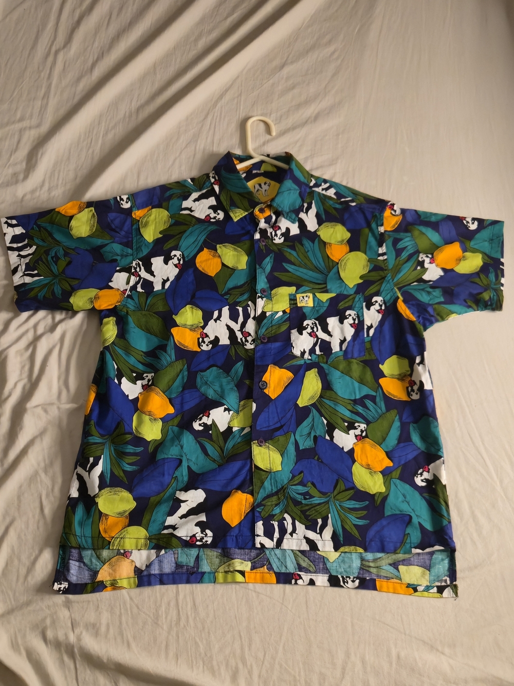 Big Dogs Men's Tropical Print Short-Sleeve Shirt in Blue & Green